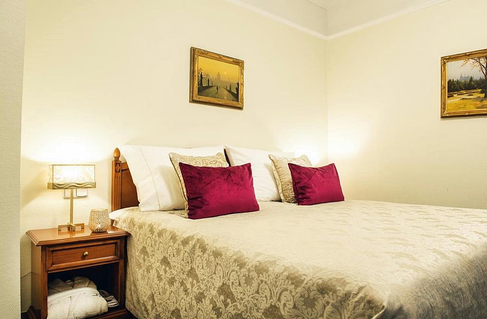 Boutique Hotel Seven Days Prag Exteriör bild