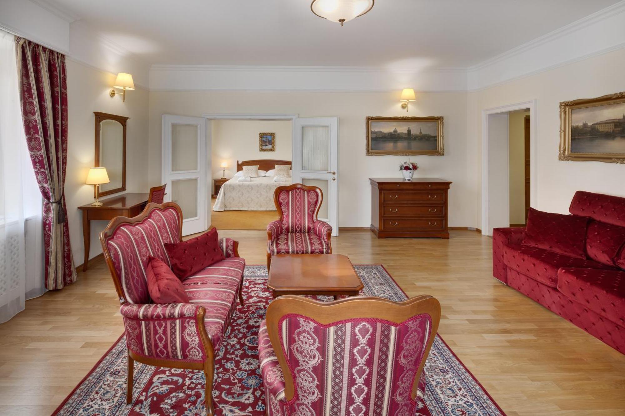 Boutique Hotel Seven Days Prag Exteriör bild