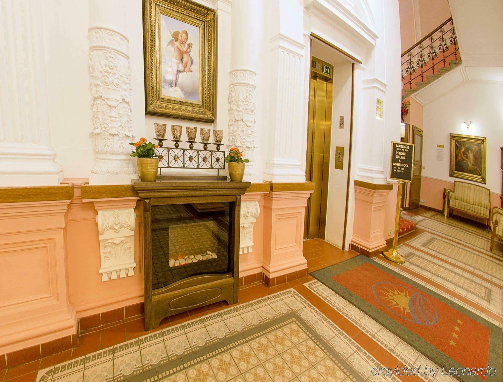 Boutique Hotel Seven Days Prag Exteriör bild